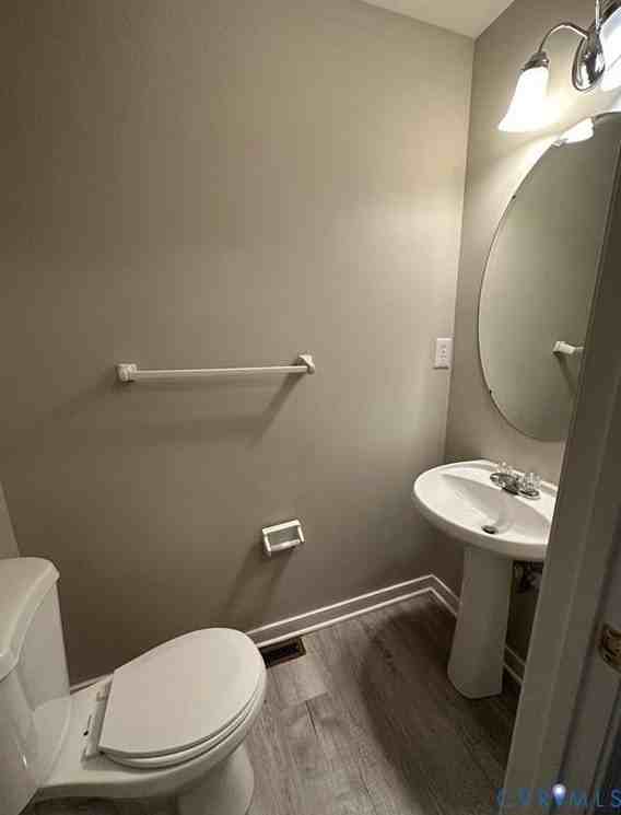 11461 Abbots Cross Ln - Photo 6 of 17