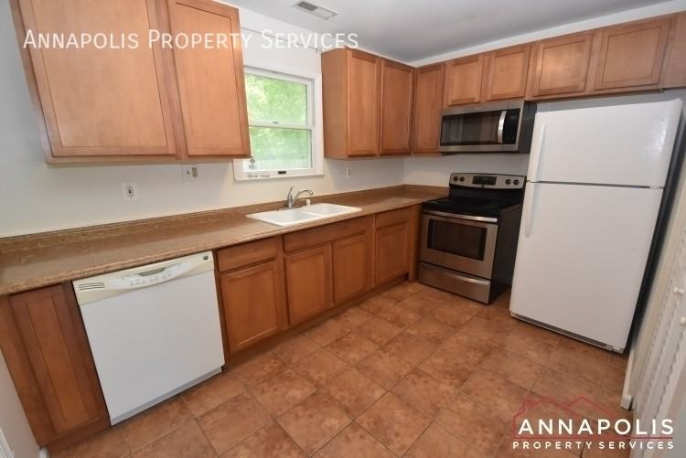 1223 Cross Rd - Photo 2 of 22