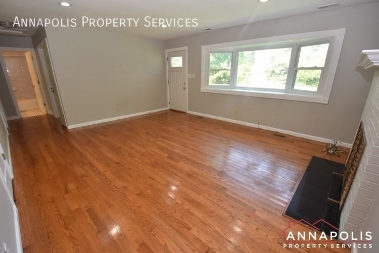 1223 Cross Rd - Photo 6 of 22