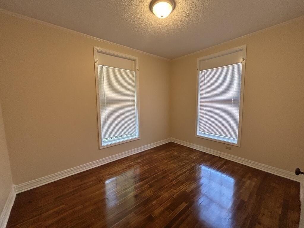 2139 #2 Andrews Avenue - Photo 5 of 6