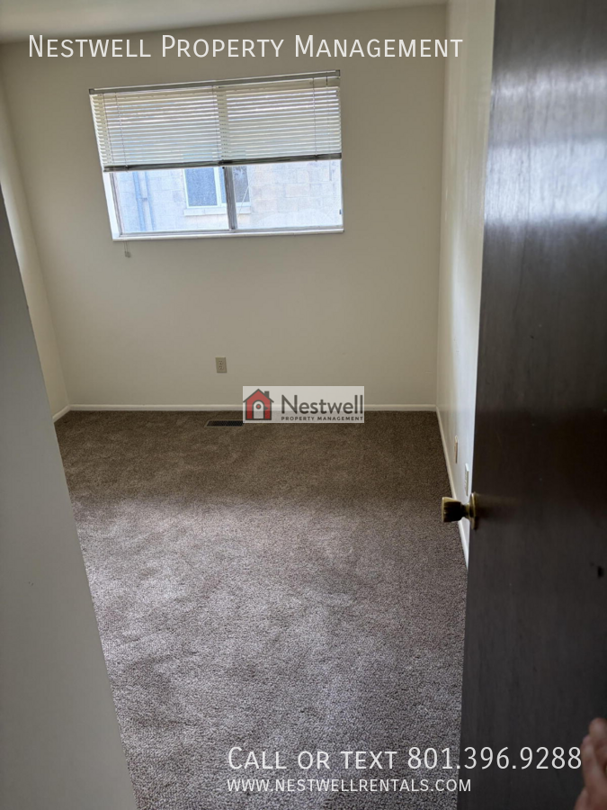 230 W Center St #4 - Photo 4 of 11