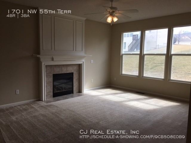 1701 Nw 55th Ter - Photo 4 of 11