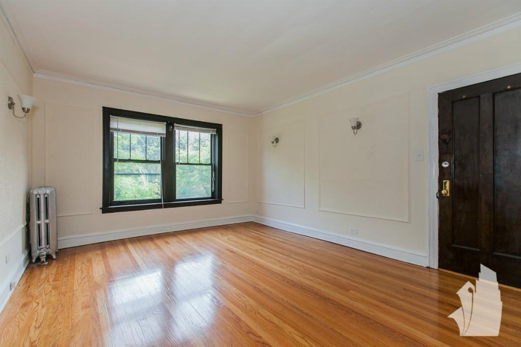4600 N Winchester Ave #4602-1E - Photo 2 of 6