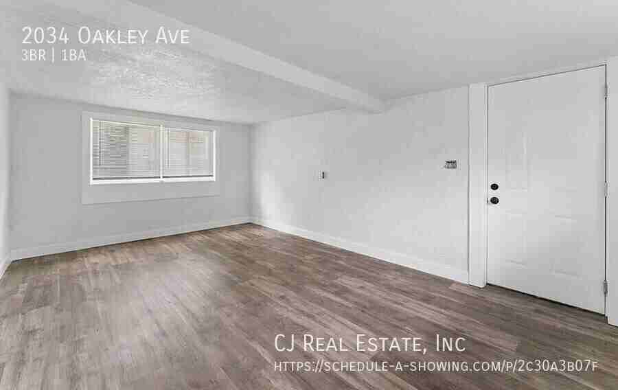 2034 Oakley Ave - Photo 4 of 7