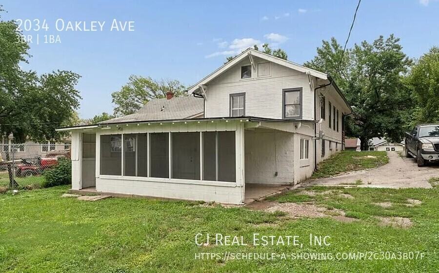 2034 Oakley Ave - Photo 7 of 7