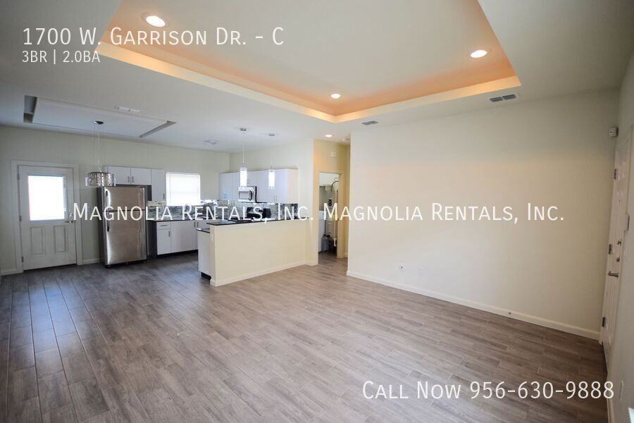 1700 W Garrison Dr #C - Photo 3 of 20