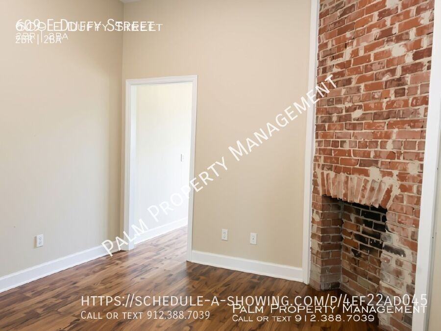609 E Duffy St - Photo 2 of 18