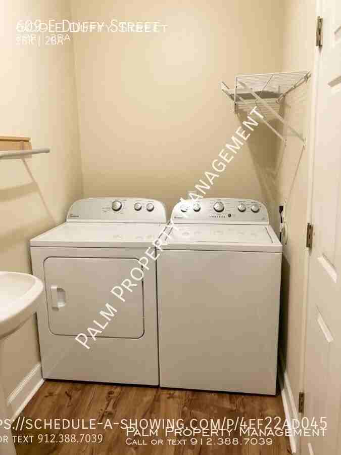 609 E Duffy St - Photo 5 of 18