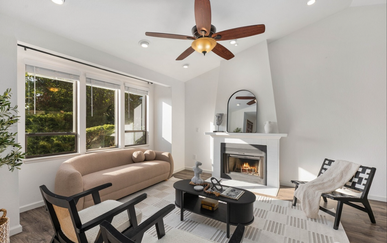 1111 S 27th Pl - Photo 4 of 40