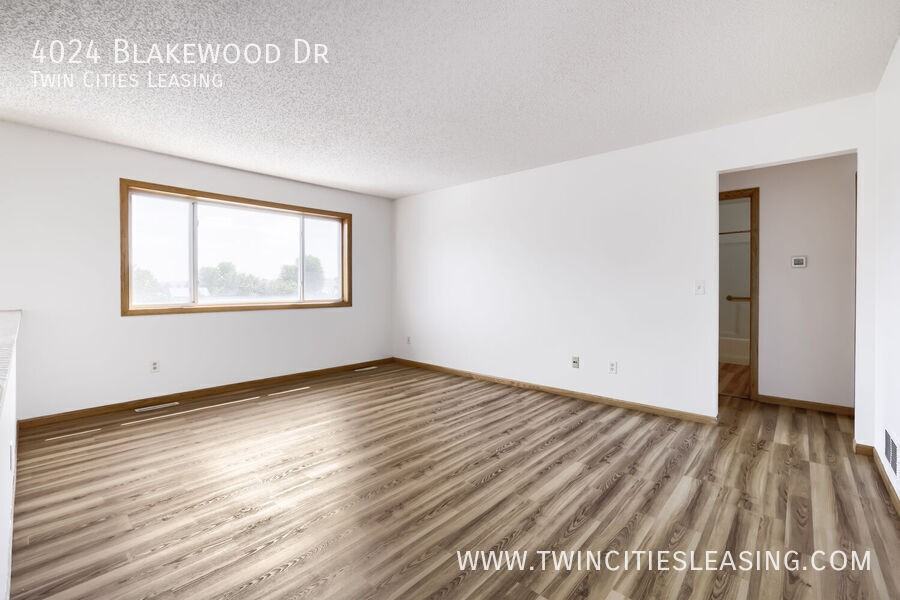4024 Blakewood Dr - Photo 7 of 28