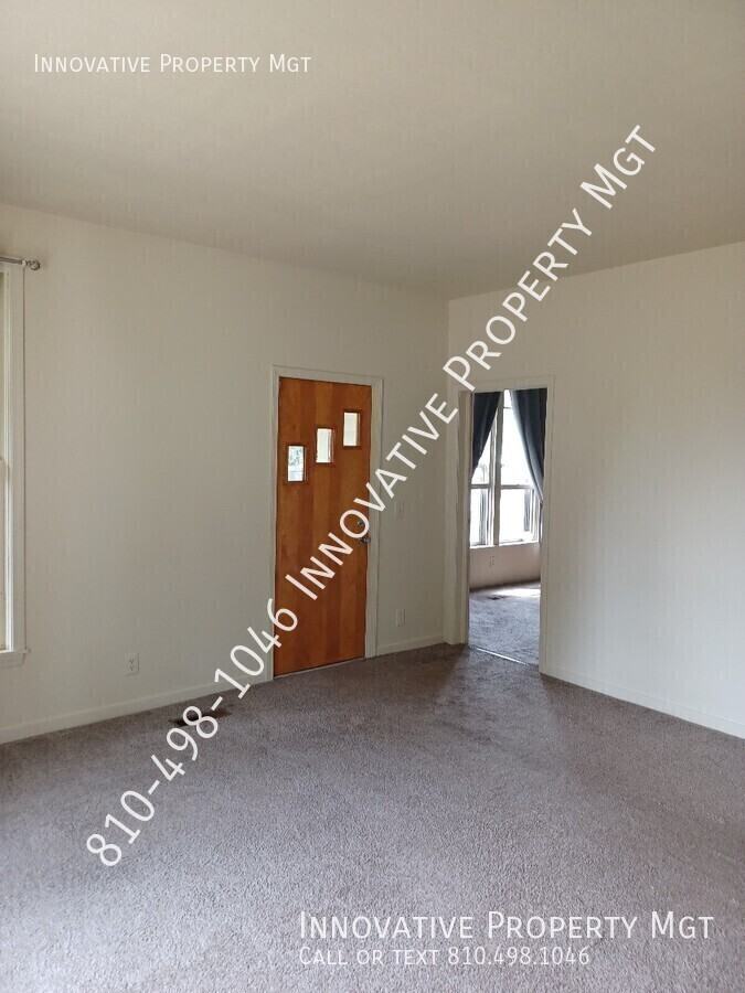 302 Pine St #1 - Photo 6 of 45