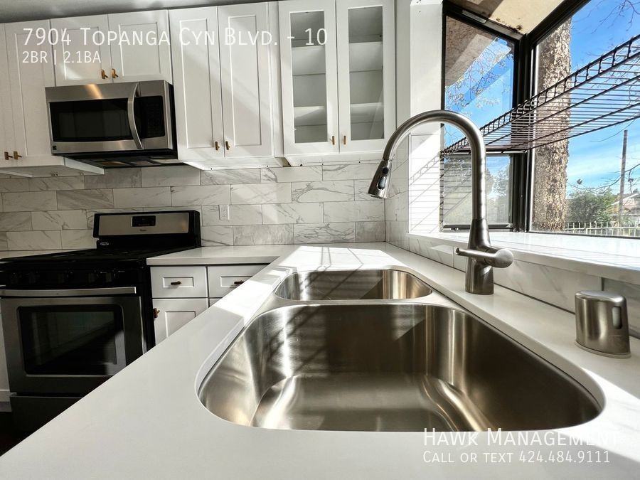 7904 Topanga Canyon Blvd #10 - Photo 3 of 21
