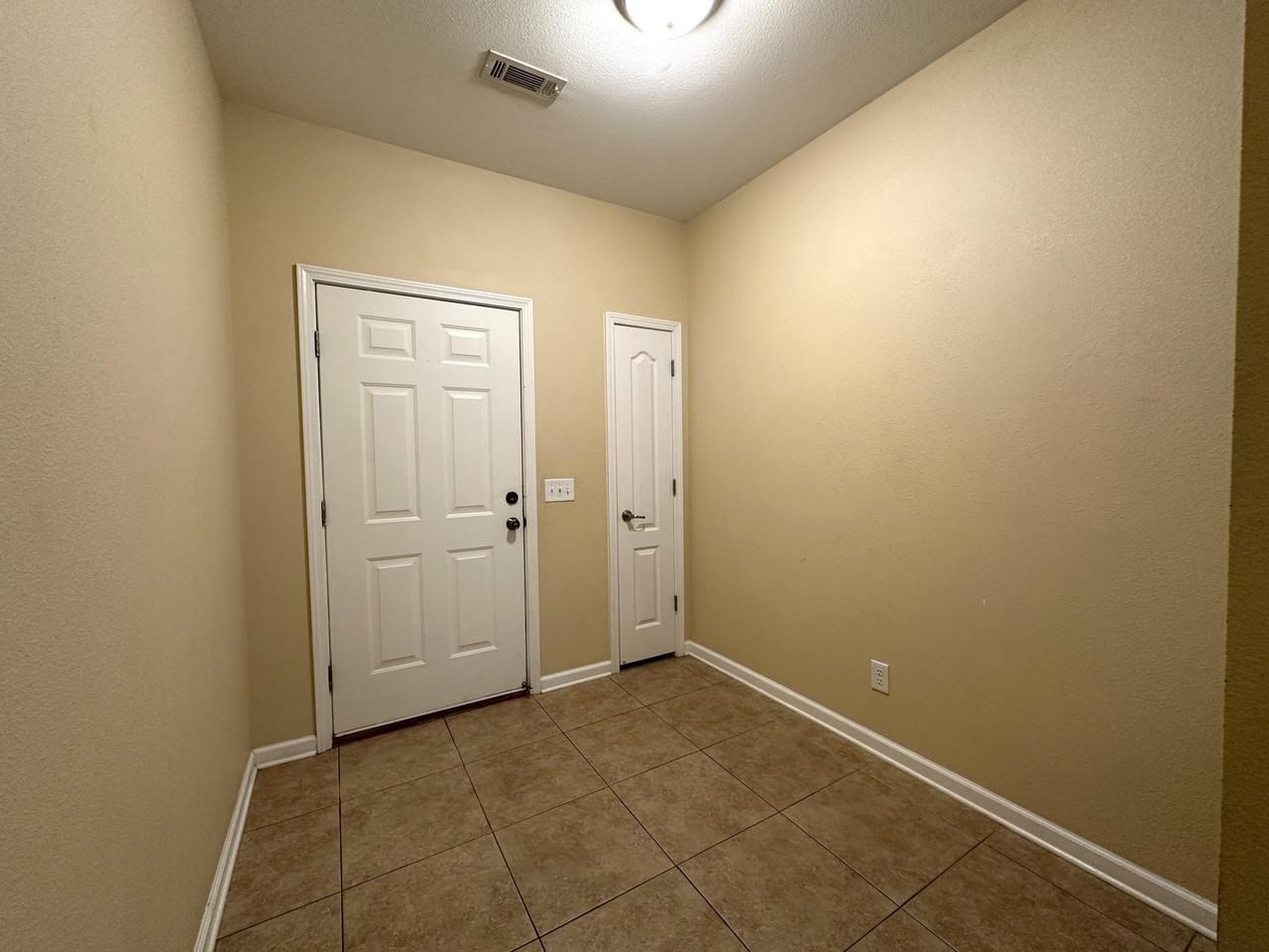 154 Iron Horse Dr E - Photo 2 of 22