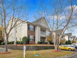 featured image of 3109 Wisteria Ln #201