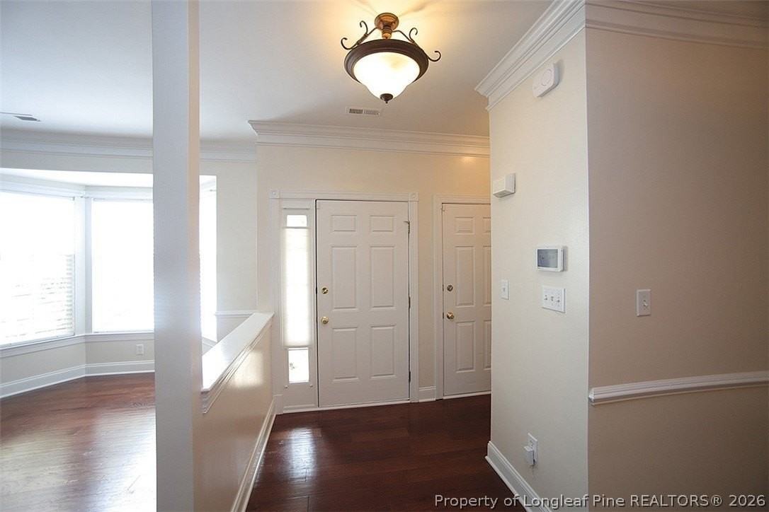 9506 Dellbrook Ct - Photo 3 of 29