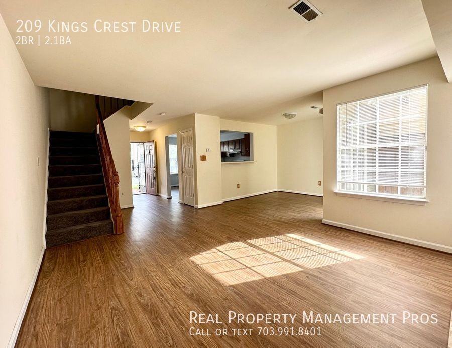 209 Kings Crest Dr - Photo 6 of 15