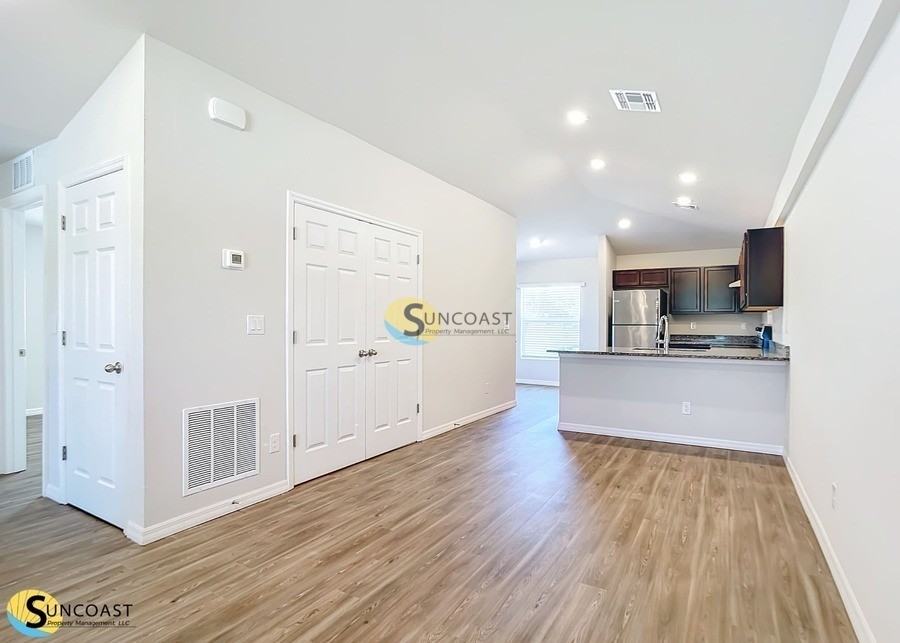 17116 Carleen Ave - Photo 3 of 22