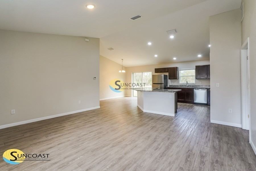 1931 Kester Ave - Photo 3 of 27