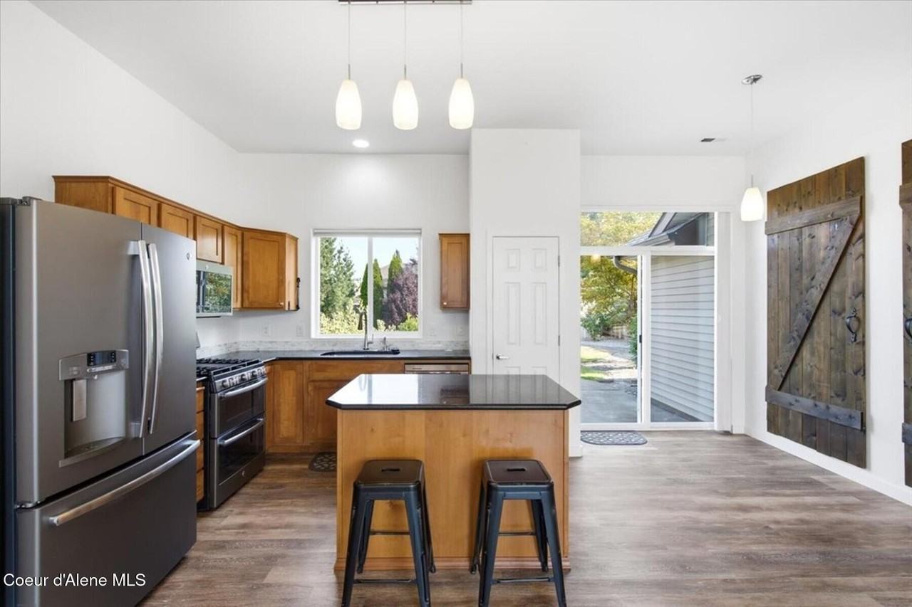 3389 W Pescador Dr #1 - Photo 4 of 12