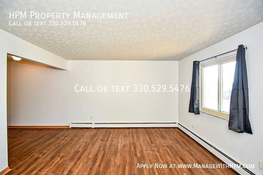 74 1st St Se #5 - Photo 6 of 32