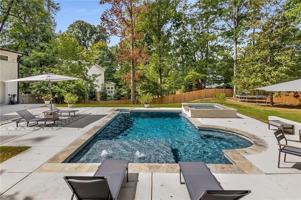 featured image of 2522 Wawona Dr Ne