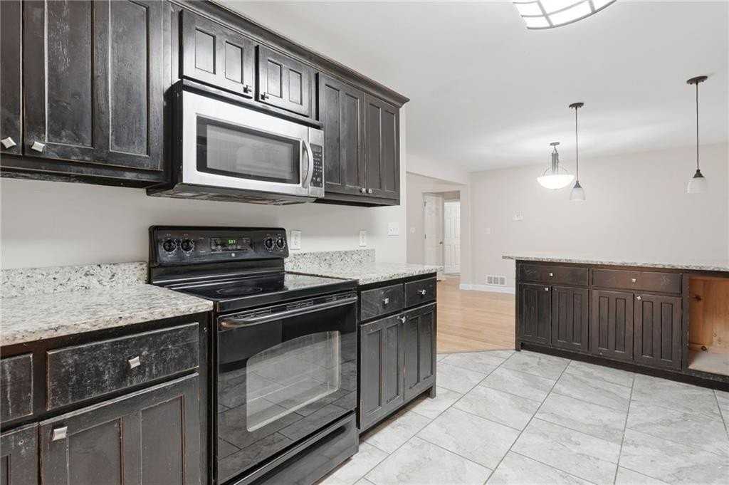 2753 Allyn Way Nw - Photo 2 of 36