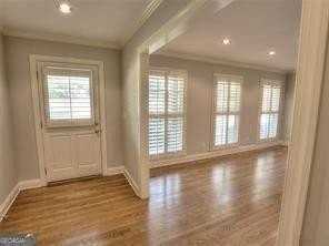 5575 Lake Forrest Dr - Photo 4 of 25