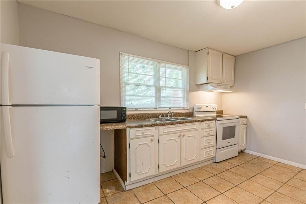 350 Brooks Ave Sw - Photo 7 of 17