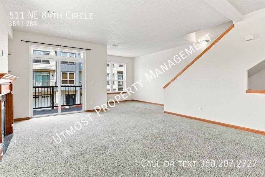511 Ne 84th Cir - Photo 6 of 11