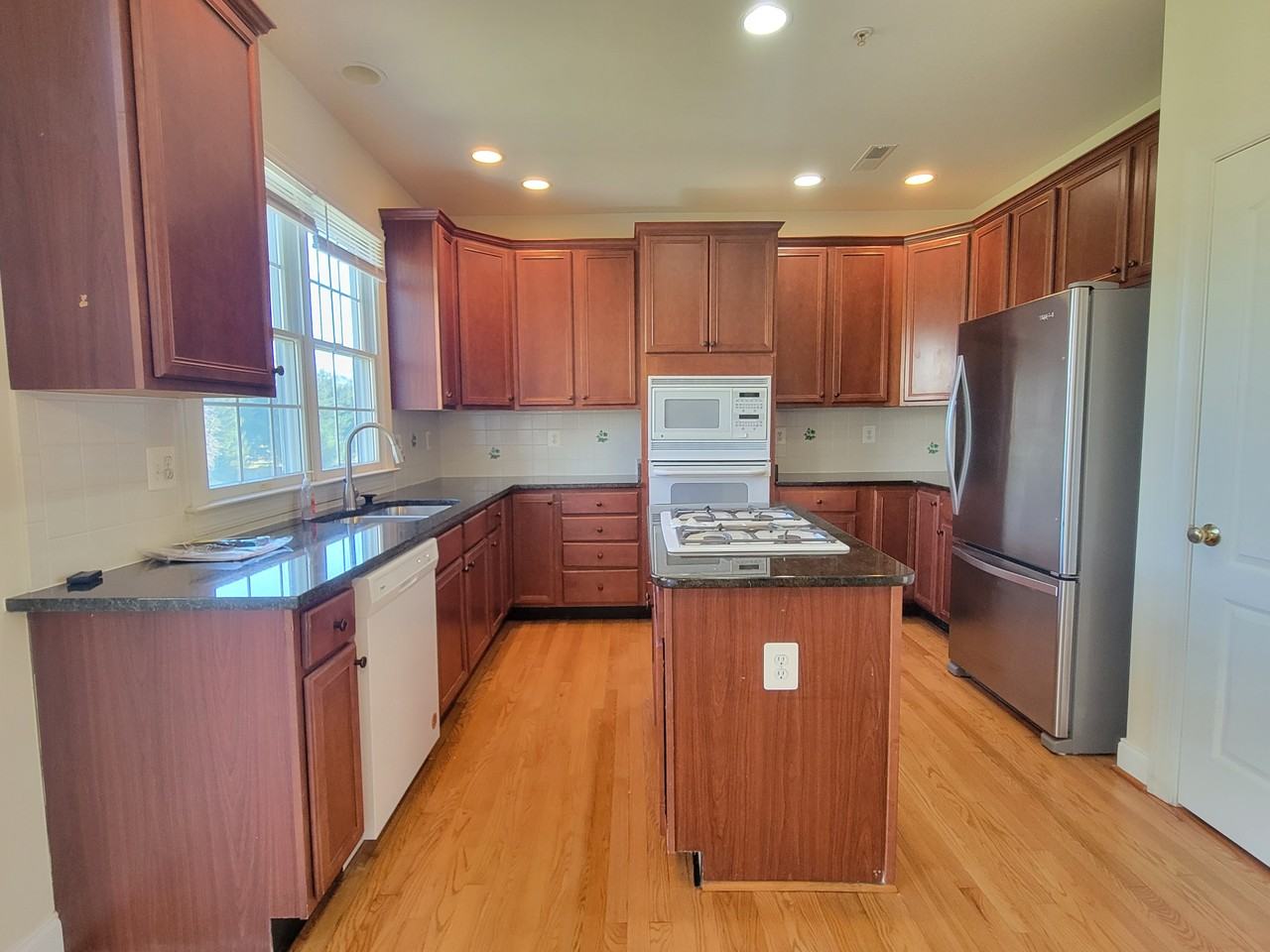 18403 Polynesian Ln #NA - Photo 2 of 19