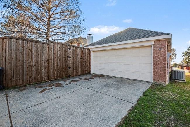 10936 Jewelweed Dr #NA - Photo 7 of 10