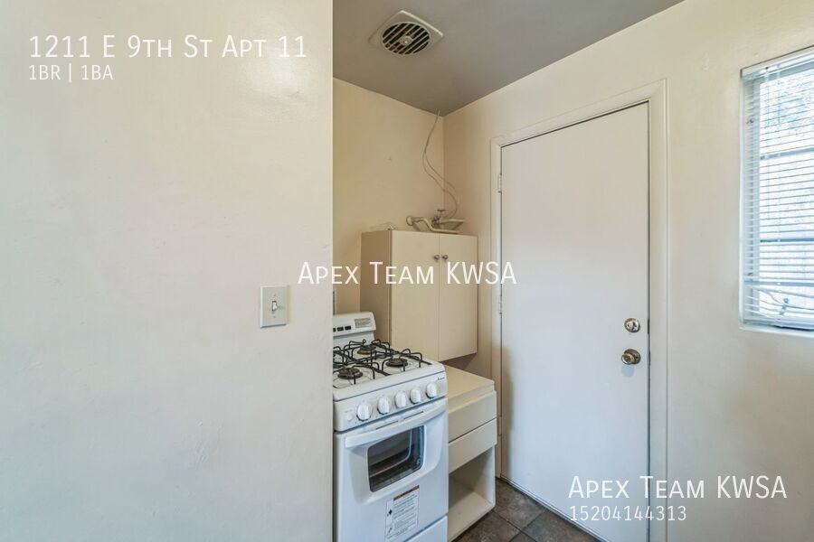 1211 E 9th St Apt 11 - Photo 4 of 30