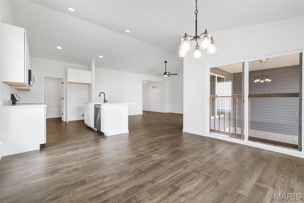556 Apple Orchard Ln #NA - Photo 2 of 25