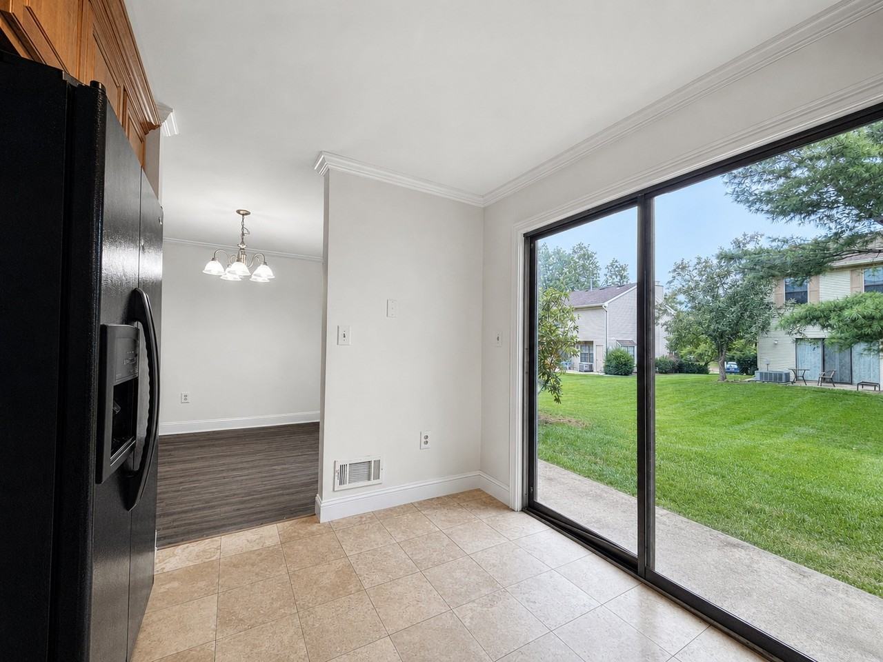 11 Wosniak Ct #11 - Photo 7 of 19