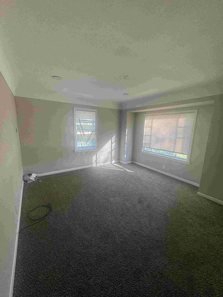1002 W Pierson Rd #NA - Photo 5 of 10
