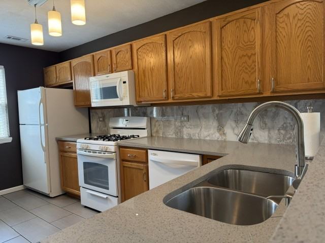 1667 W Chrysler Dr #1667 - Photo 2 of 12