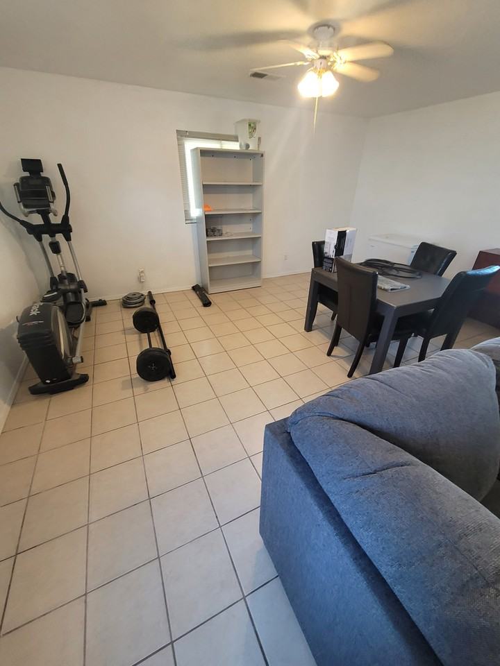 305 N 5th St #NA - Photo 3 of 21