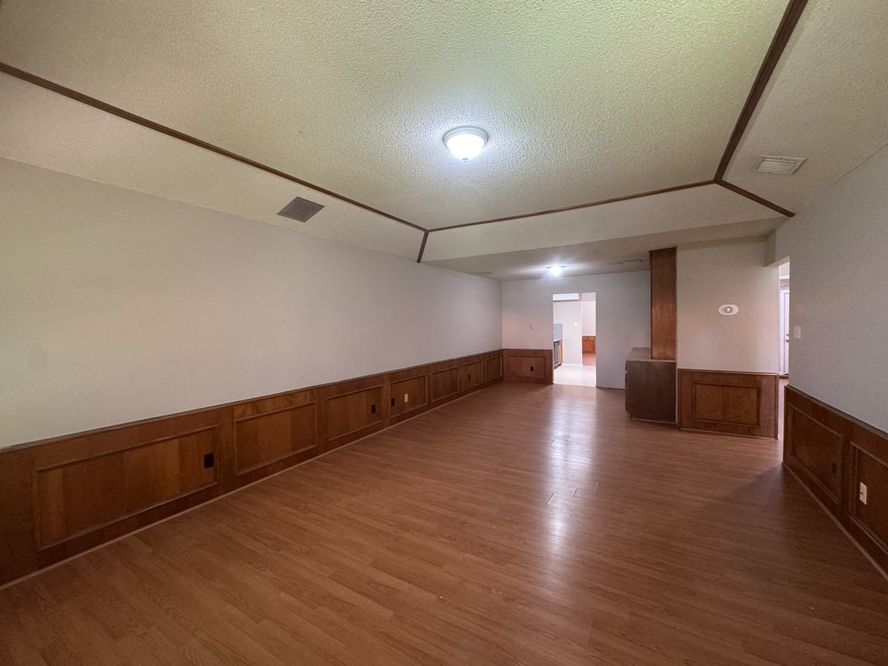 900 E Dallas Ave #18 - Photo 3 of 14