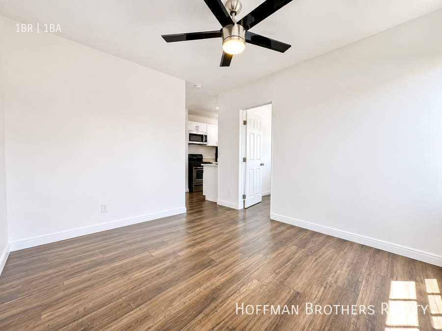 3017 London St #3-4 - Photo 2 of 13