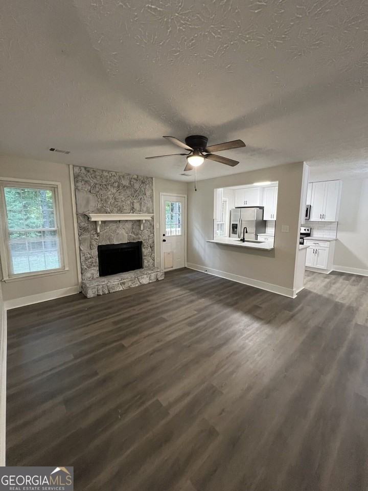 403 Deergrass Trl - Photo 3 of 17