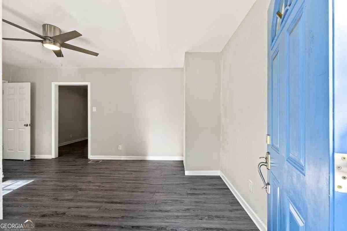 1357 Lorenzo Dr Sw - Photo 2 of 34