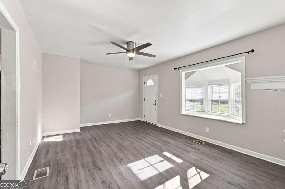 1357 Lorenzo Dr Sw - Photo 6 of 34
