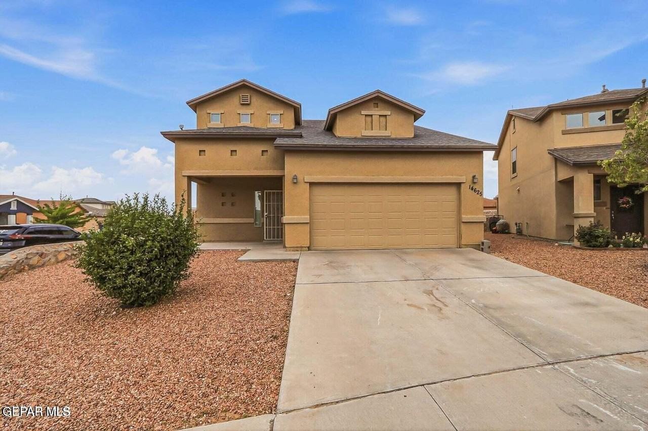 14625 Lipizzan Ct - Photo 3 of 32
