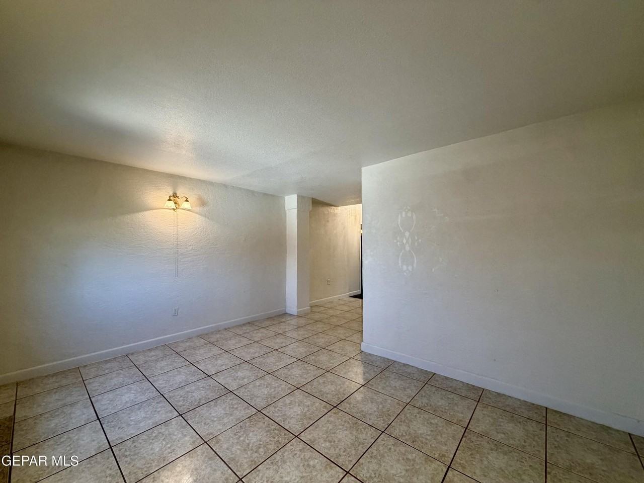 4332 Loma De Brisas Dr - Photo 4 of 46