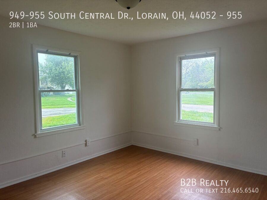 949-955 South Central Dr., Lorain, OH, 44052 #955 - Photo 4 of 22