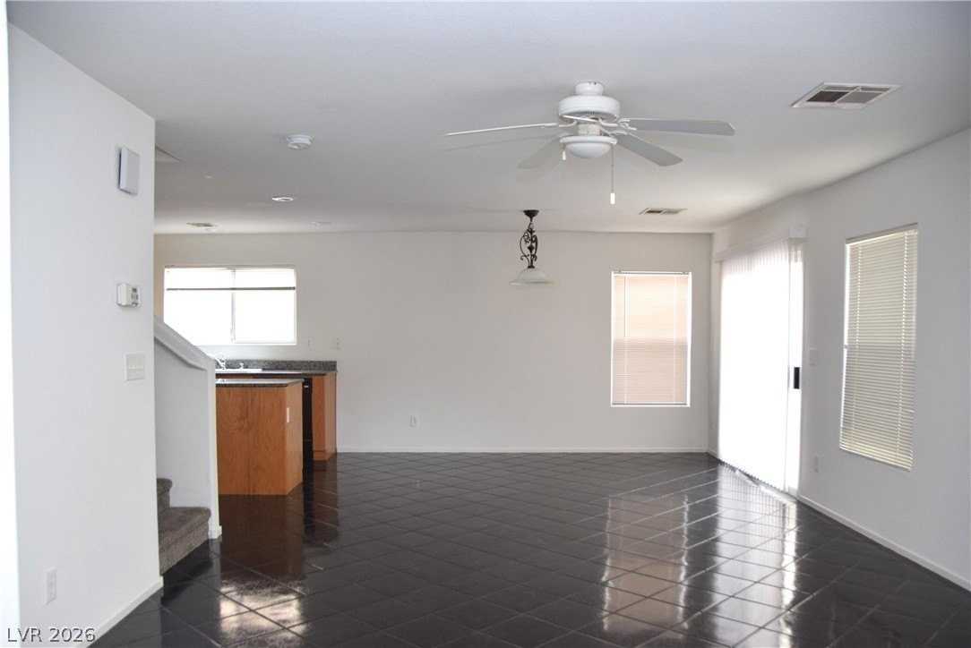 531 Cabis Bay St - Photo 6 of 40
