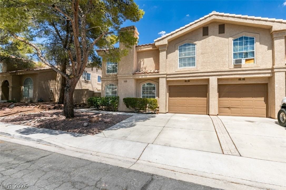2838 Dawn Crossing Dr - Photo 2 of 40