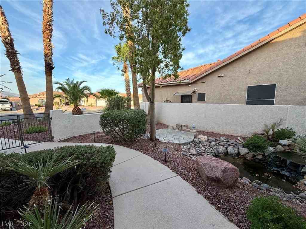 1135 Calico Ridge Dr - Photo 4 of 34