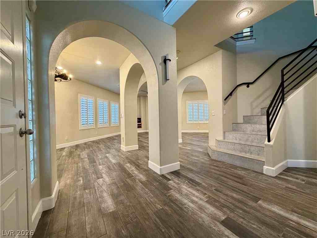 1135 Calico Ridge Dr - Photo 7 of 34