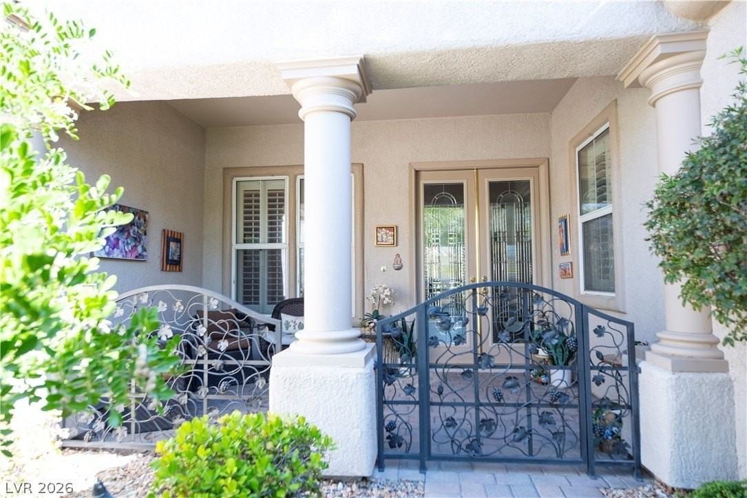 4390 Angelo Rosa St - Photo 2 of 27
